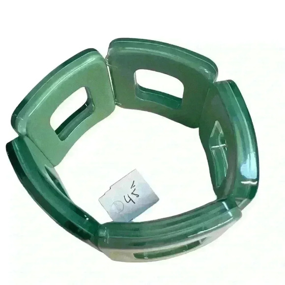 Mod geometric mint green stretchy acrylic bracelet NWOT - Picture 4 of 4